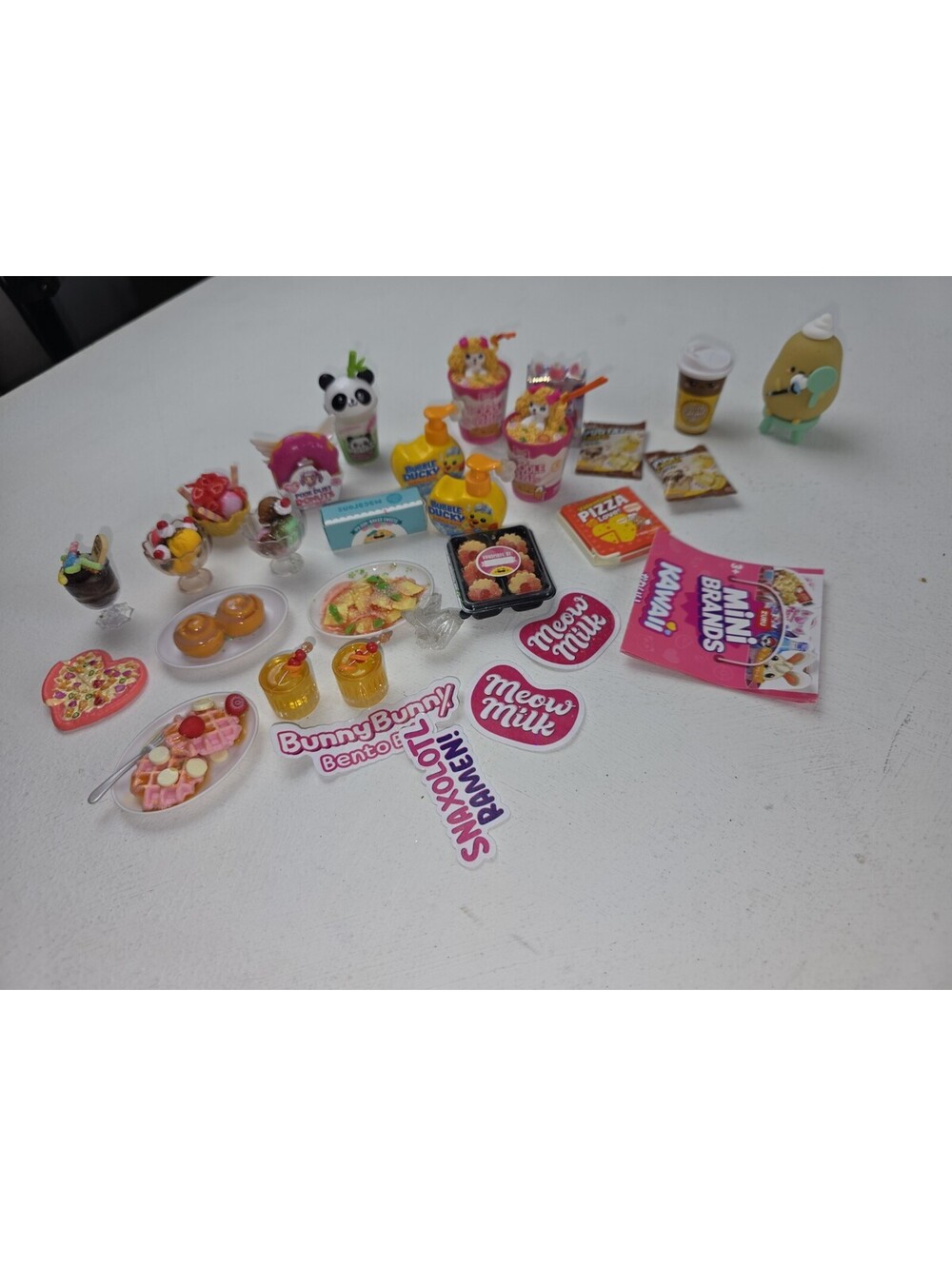 ZURU Mini Brands Kawaii Mixed Lot  ~ With Stickers & Extras SMOKO